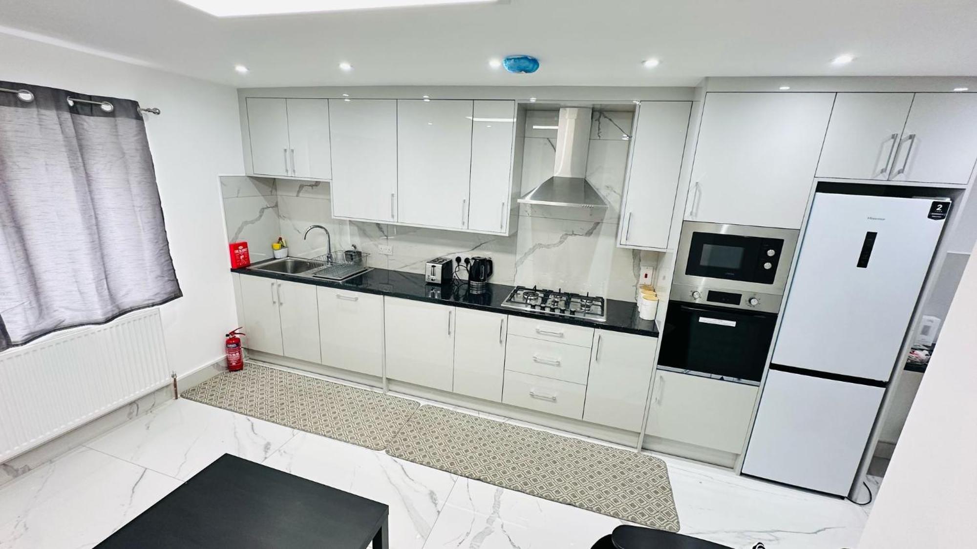Apartament 93 New Road Harmondsworth Zewnętrze zdjęcie