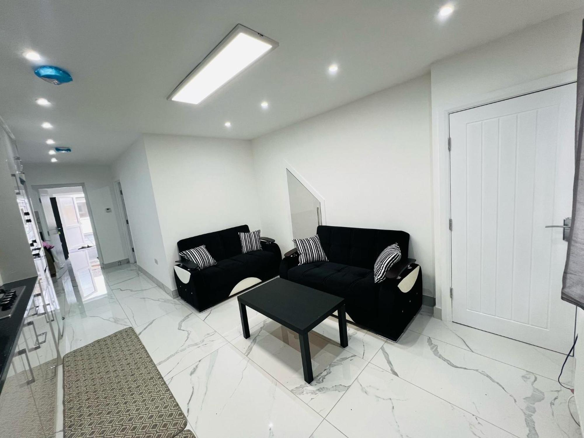 Apartament 93 New Road Harmondsworth Zewnętrze zdjęcie