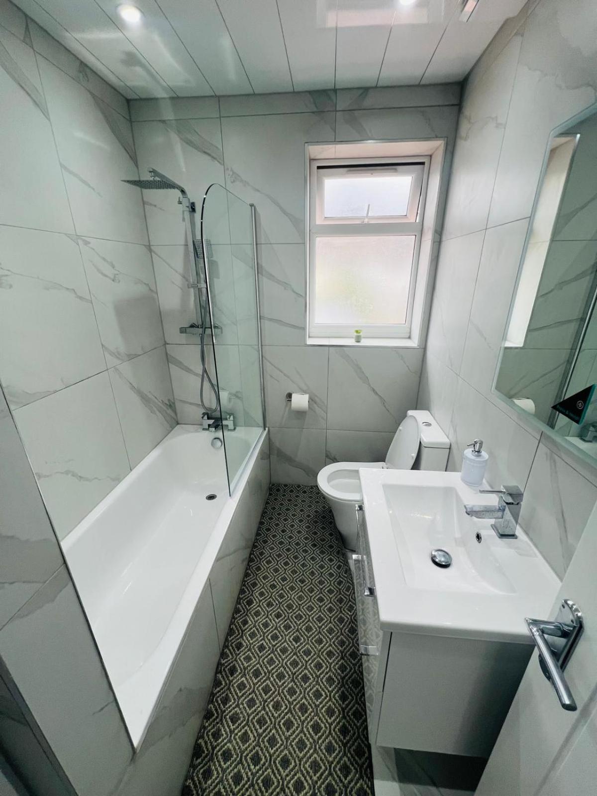 Apartament 93 New Road Harmondsworth Zewnętrze zdjęcie
